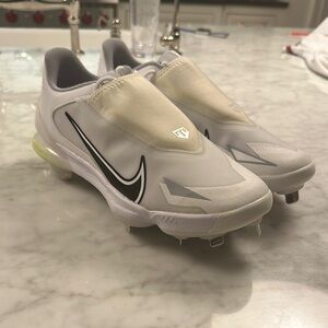 White and Black Mike trout baseball cleats metal brand new without a box or tags